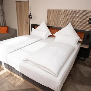 **** Hotel Olymp Munich Niemcy