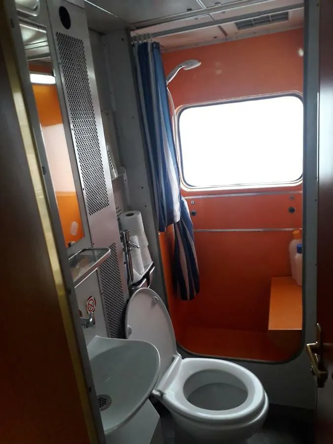 Train Lodge Amsterdam 0*,