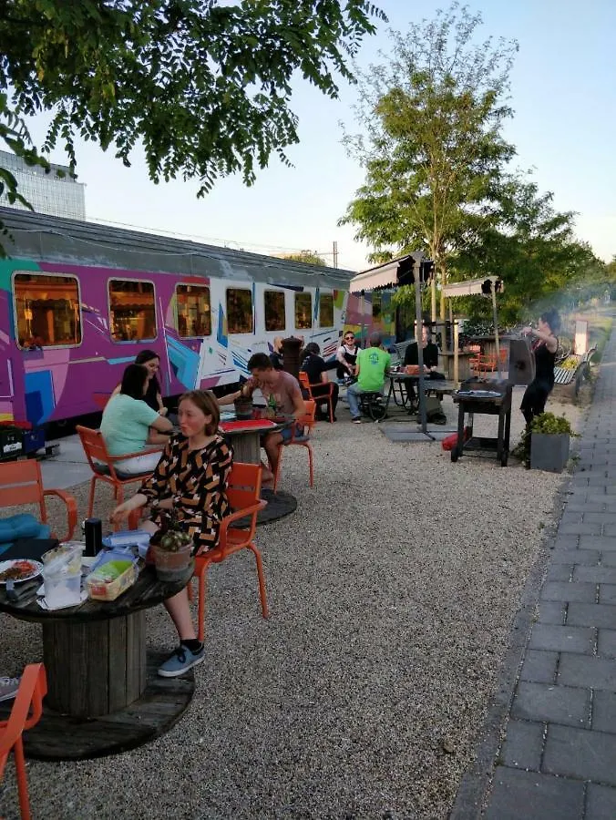 Hostel Train Lodge Amsterdam